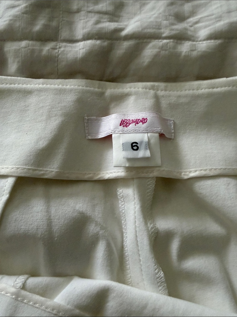 Leggiadro Cream Capris